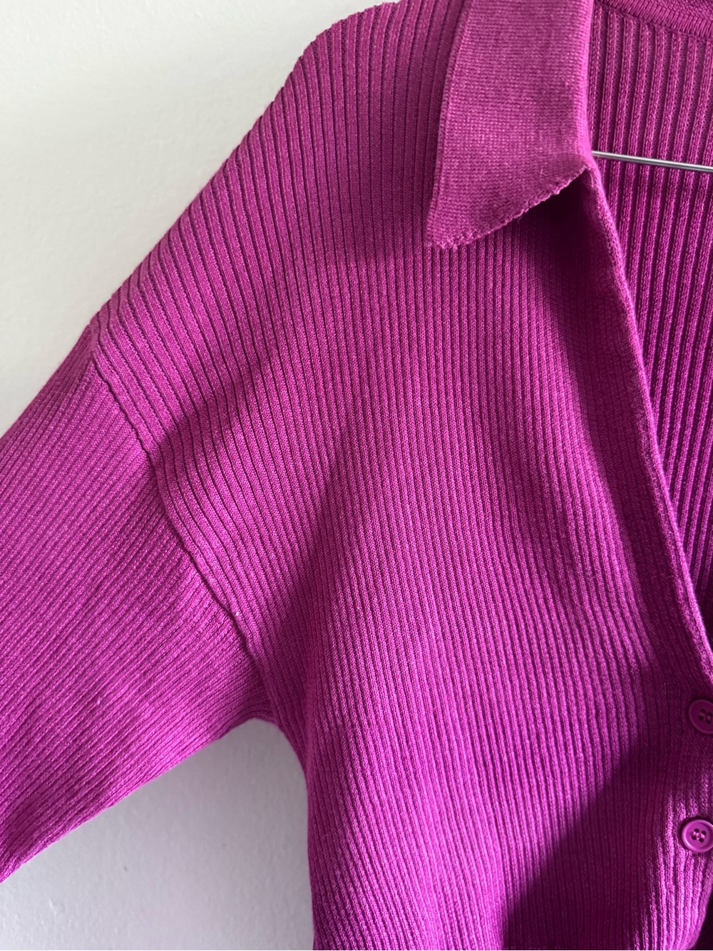 Monrow Twotone Rib Polo Top in Raspberry Rose Color size Medium - Picture 9 of 12